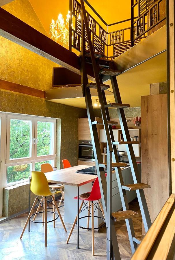 Hof Vierzehnender Im Hohen Venn - 70Qm Maisonette - 2 Schlafzimmer - Wohnkueche - Balkon Mit Grill - Monschau - Eifel - Hunde Willkommen - Islandpferde Kültér fotó